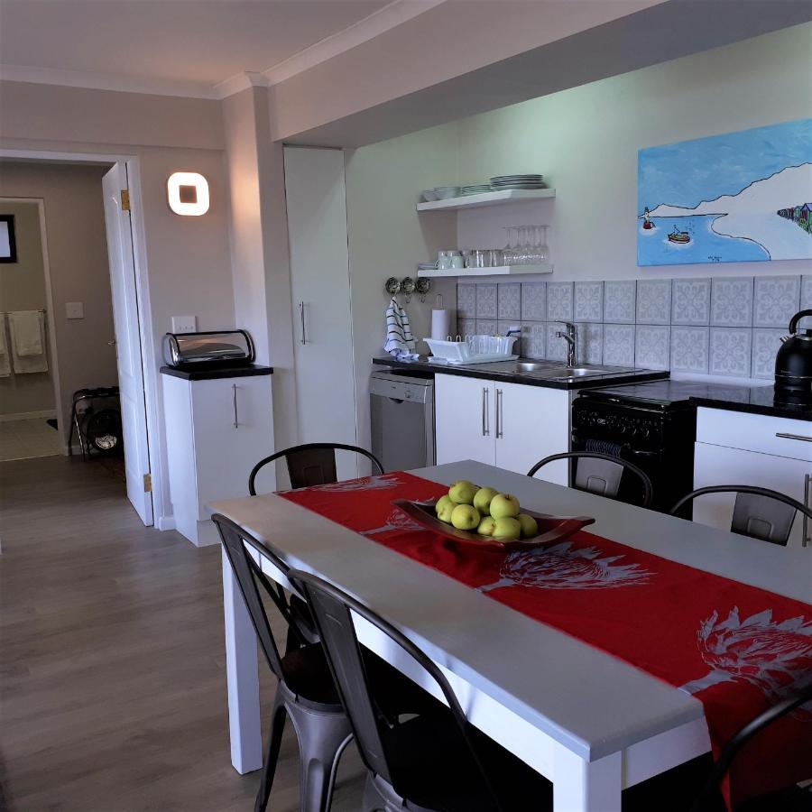 Mariner Guesthouse & Villa Саймонстаун Экстерьер фото