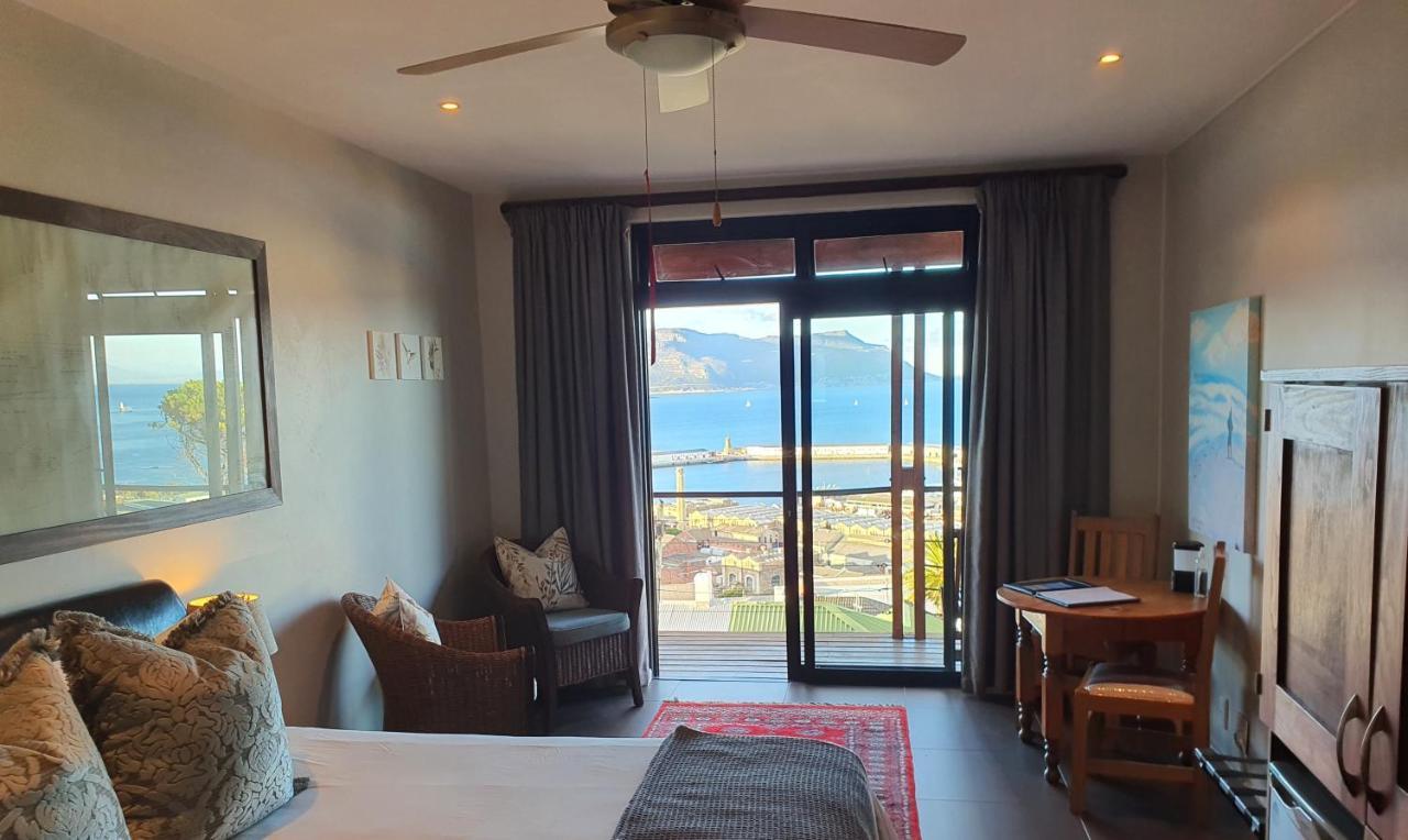 Mariner Guesthouse & Villa Саймонстаун Экстерьер фото