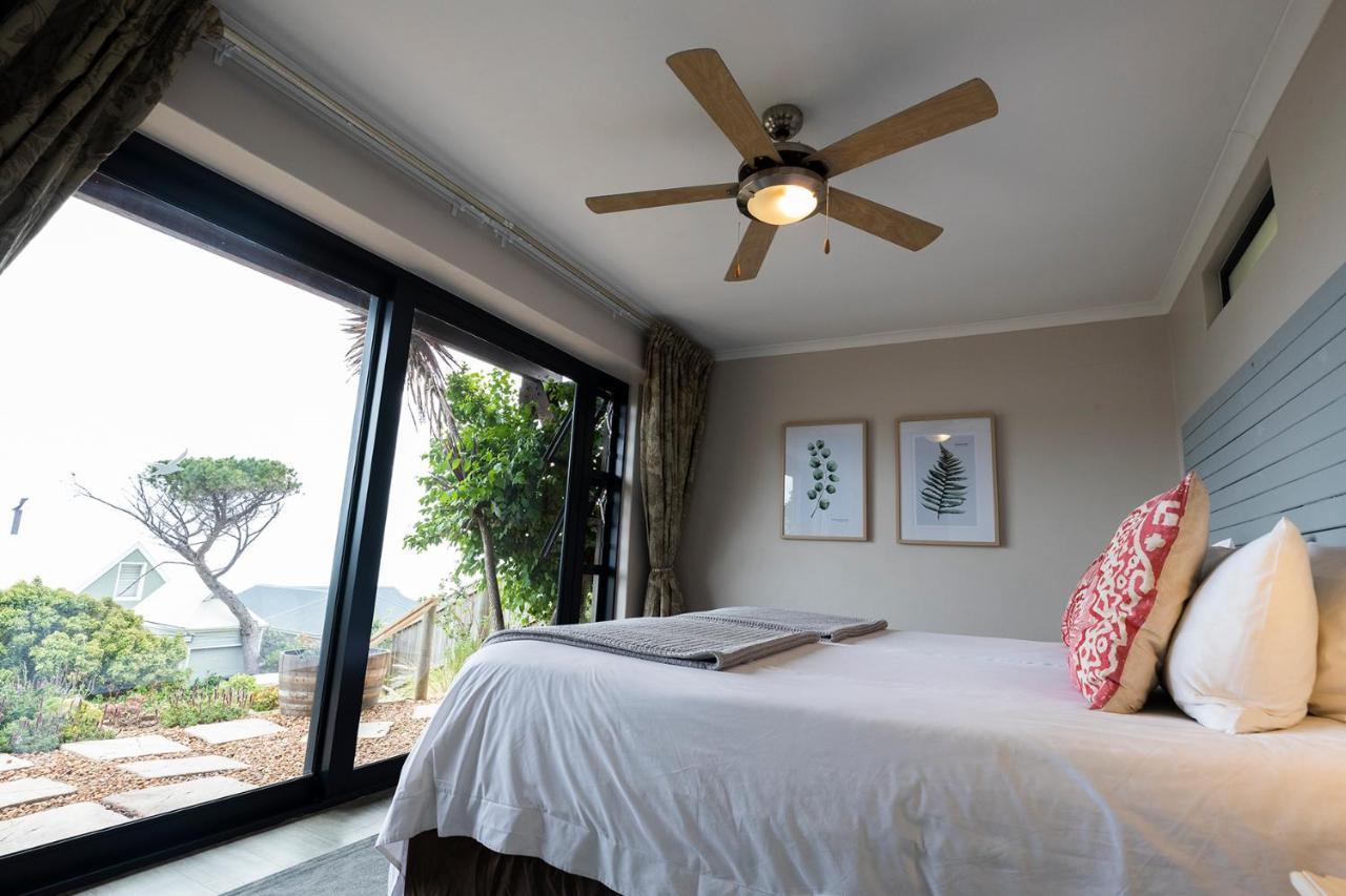 Mariner Guesthouse & Villa Саймонстаун Экстерьер фото