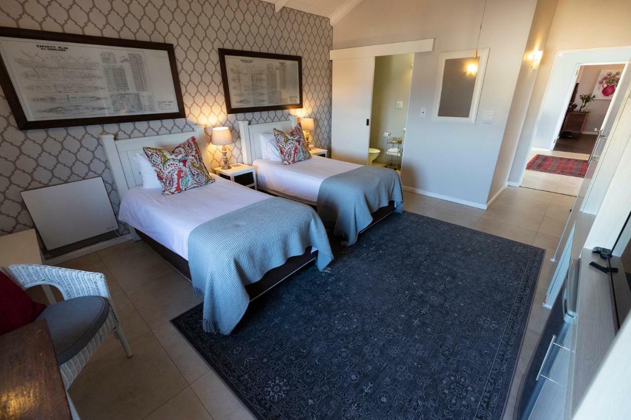 Mariner Guesthouse & Villa Саймонстаун Экстерьер фото