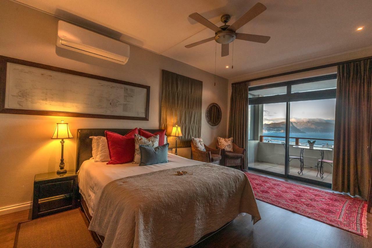 Mariner Guesthouse & Villa Саймонстаун Экстерьер фото